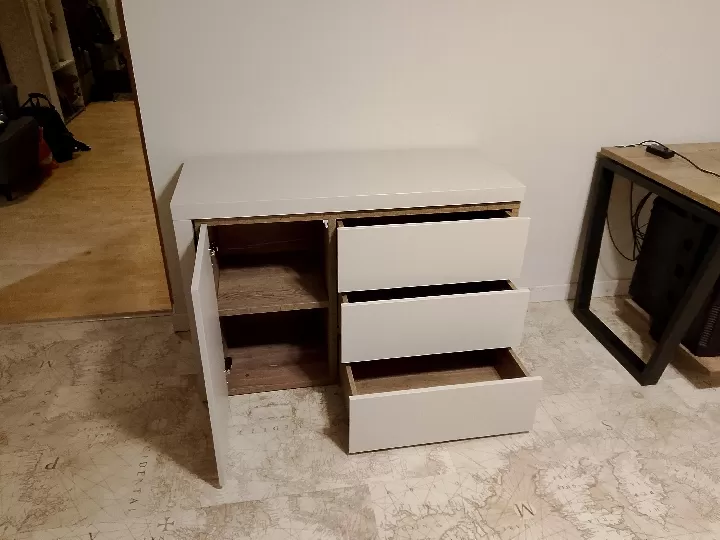 UY_W_55_a Платяной шкаф с выдвижными ящиками