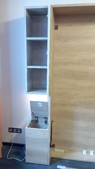 LE_Навесная полка с дверцей шириной 350 мм