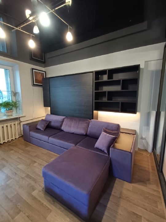 LE_Навесная полка с дверцей шириной 350 мм