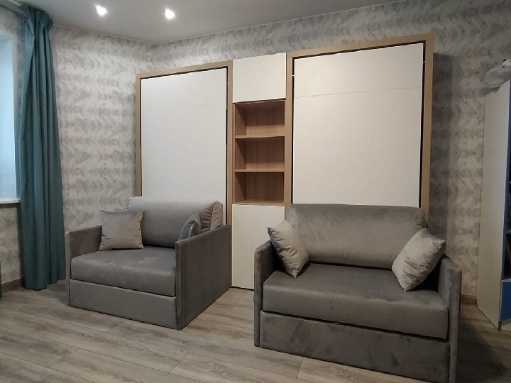 UY_W_55_c Книжный шкаф с распашными дверцами